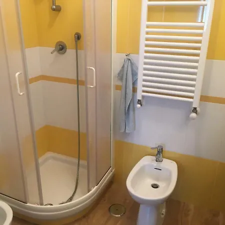 아파트 La Casa Di Alessia
